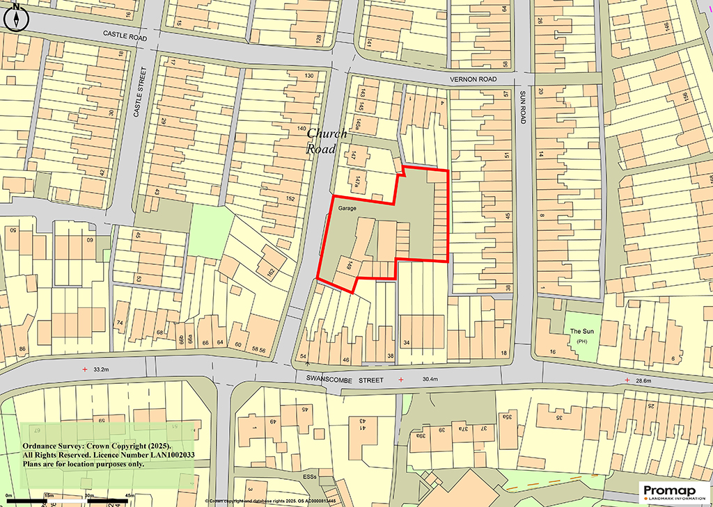 Lot: 34 - YARD, GARAGES AND LIGHT INDUSTRIAL PREMISES WITH POTENTIAL -